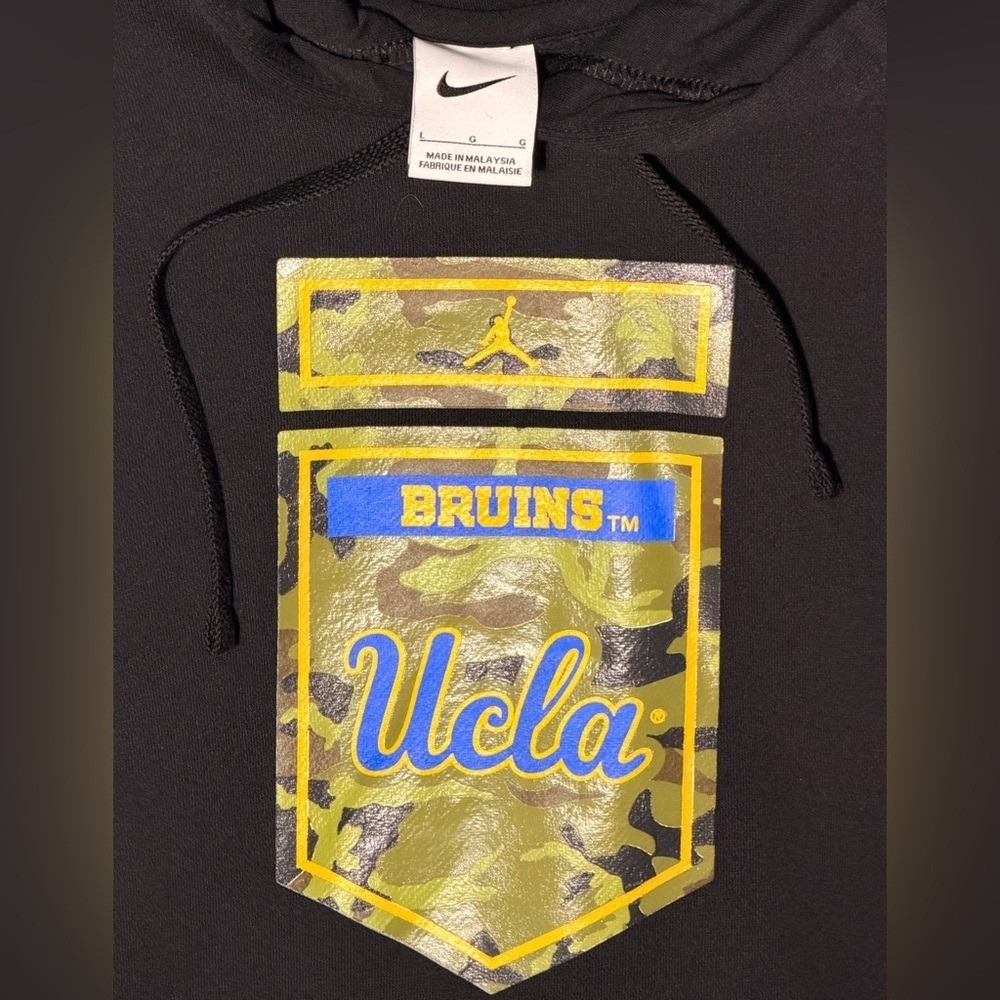 Nike Black‎ UCLA BRUINS Hoodie for Men - Picture 3 of 4